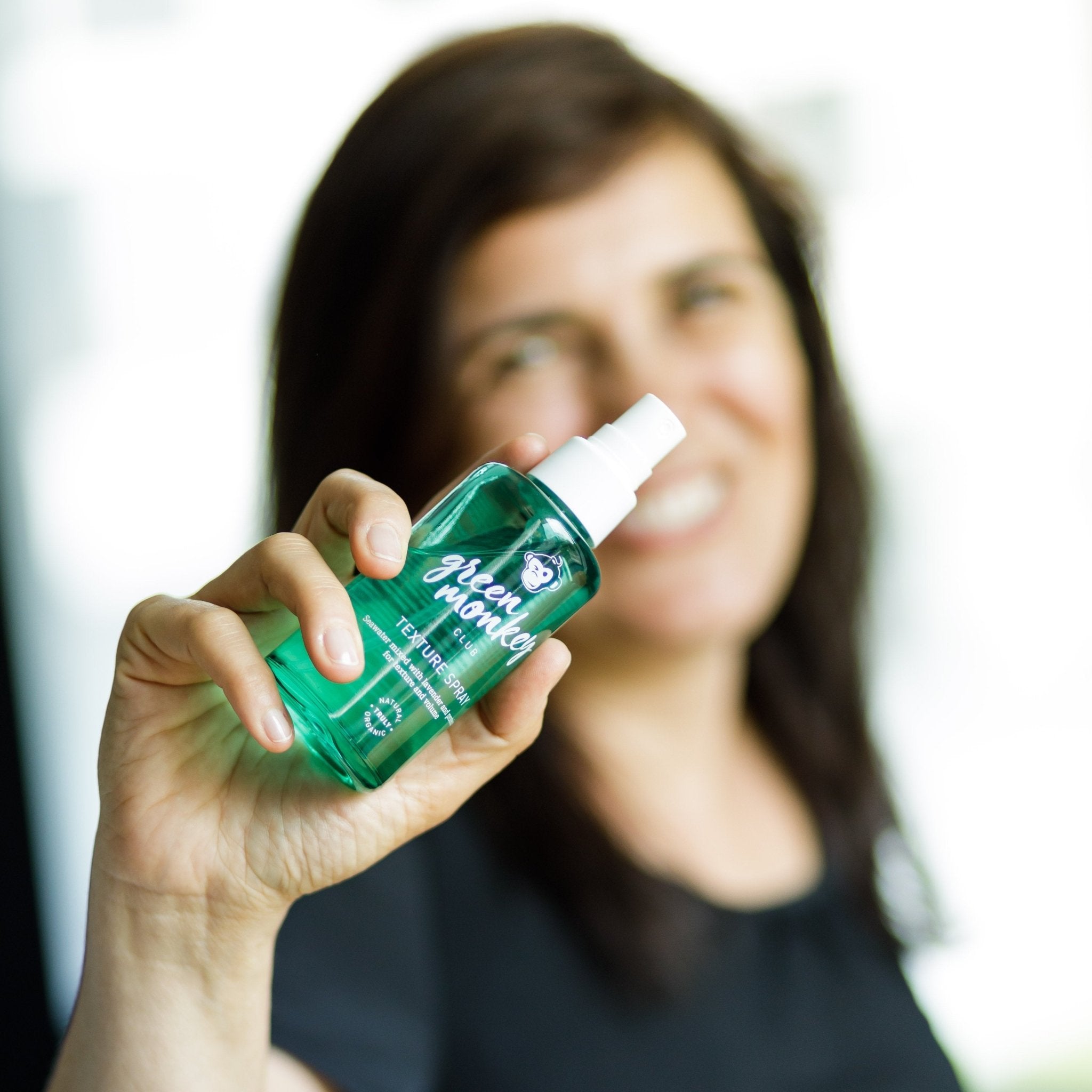 TEXTURE Spray Green Monkey Club
