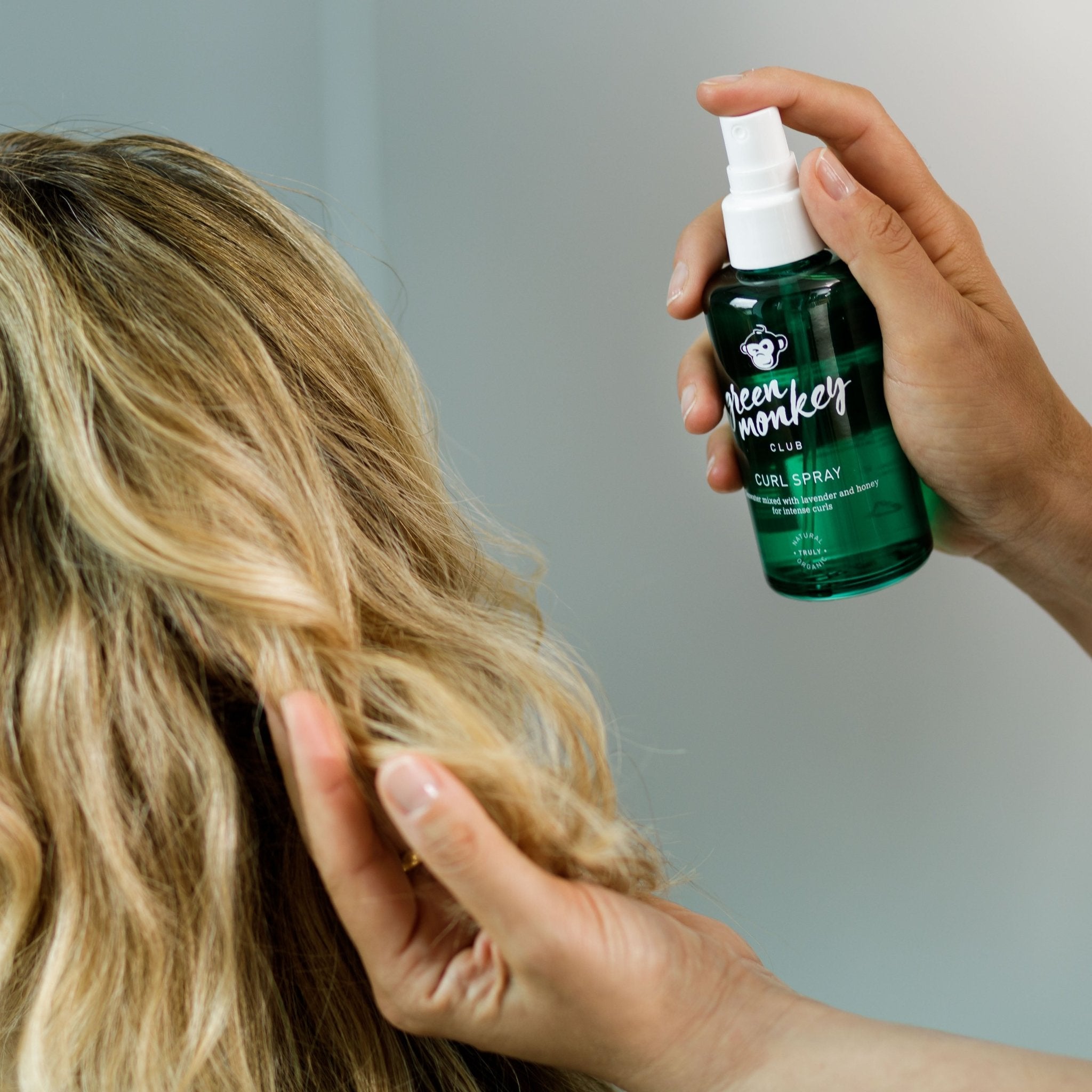 CURL Spray Green Monkey Club